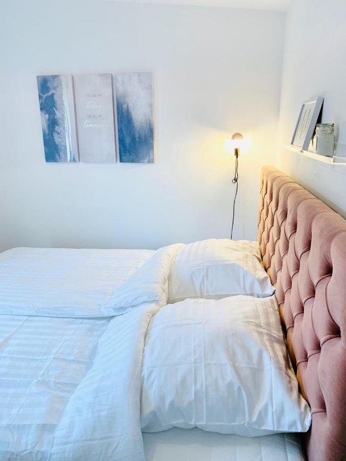Lessinghaus Aparthotel ฟอร์ซไฮม์ ภายนอก รูปภาพ