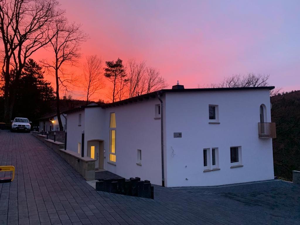 Lessinghaus Aparthotel ฟอร์ซไฮม์ ภายนอก รูปภาพ