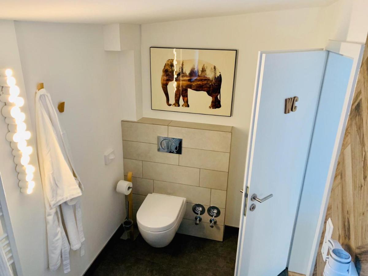 Lessinghaus Aparthotel ฟอร์ซไฮม์ ภายนอก รูปภาพ
